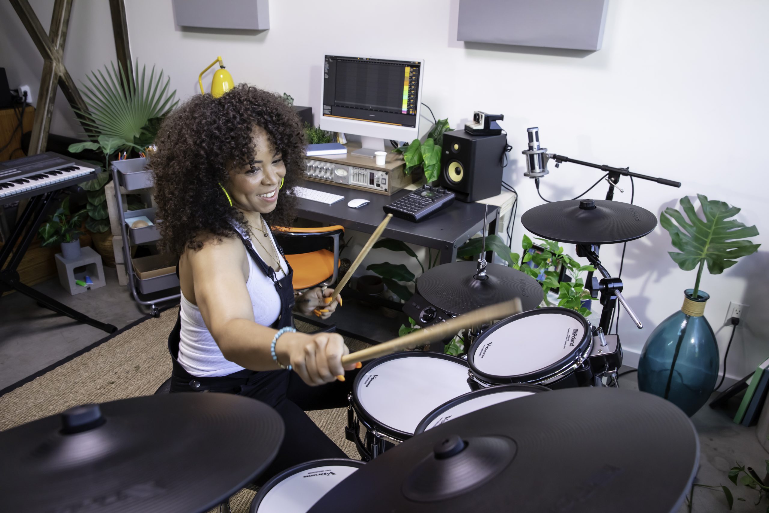 The Best Electronic Drum Kits for Apartment Drummers