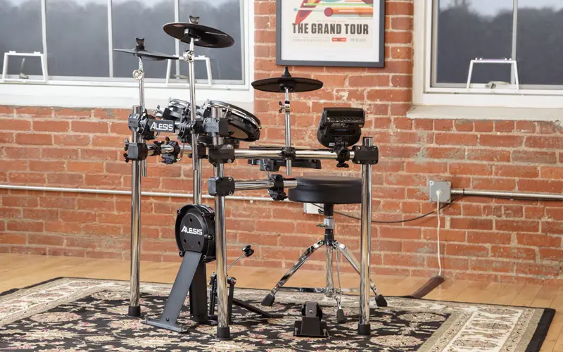 Alesis Surge Mesh on Rug Alesis Surge Mesh on Rug