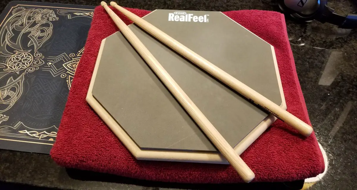 What Drum Sticks Should You Use With a Practice Pad?