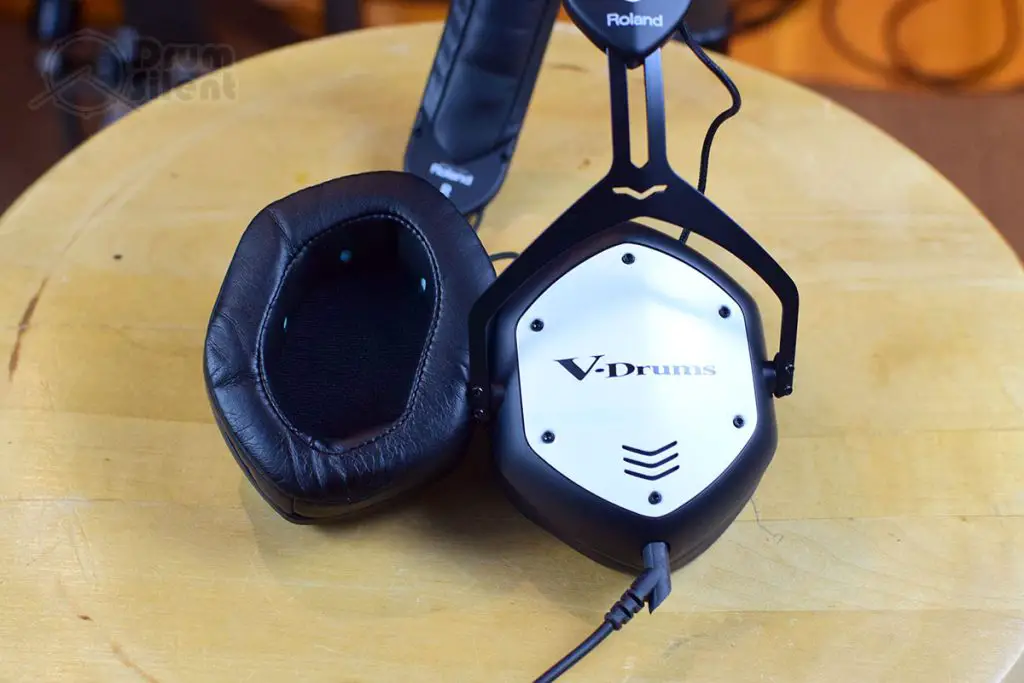 Roland VMH-D1 Headphones Flexed